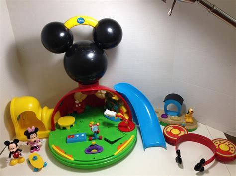 Mickey Mouse Clubhouse Playset Talks Bobbing Mickey Pluto Dog House ...