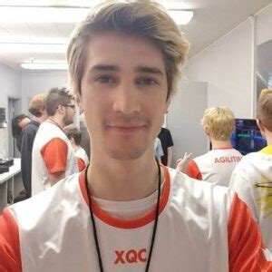 xQc Bio, Affair, Single, Ethnicity, Salary, Age, Nationality, Height