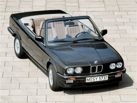 E30 BMW 325i Convertible in Malachite Green (Malachitgrün) | BMW 3 ...