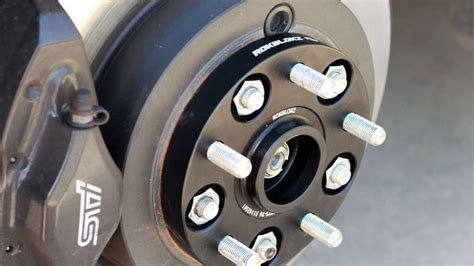 What are the Benefits of Installing Wheel Spacers?