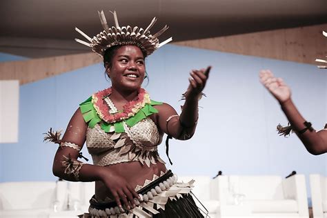 The Culture And Traditions Of Kiribati - WorldAtlas