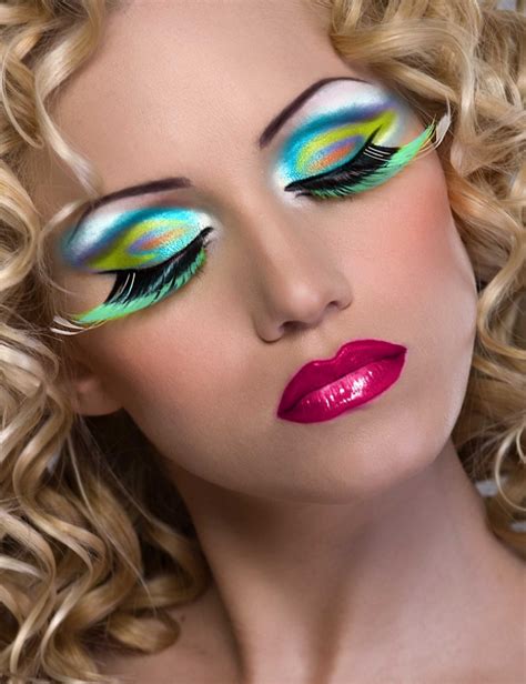 Crazy Eye Makeup - Gallery | eBaum's World