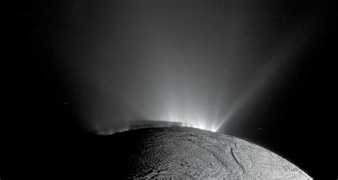 Year in review: Global ocean spans Enceladus | Science News