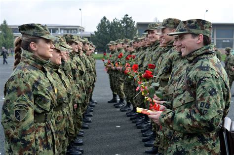 Serbian Army soldiers commemorate International Women's Day [2048x1365 ...