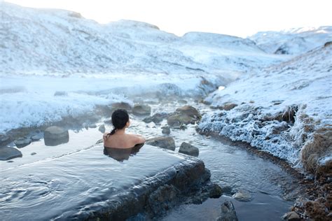 25 Bucket List Things To Do in Iceland in Winter - Iceland Trippers