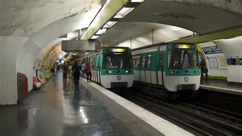 Paris, France - September 7, 2017: Train arrives at Paris metro subway ...