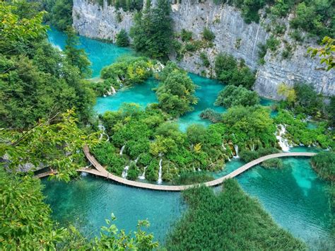 Plitvice Lakes - the largest national park of Croatia - I DO REcommend