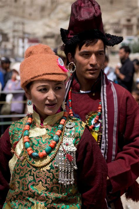 Leh | Pakistani outfits, Fashion, India people