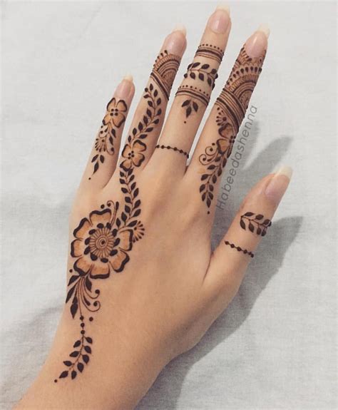 ‎حنايا Sarabeautyo نقش نقوش حنا حناء‎ on Instagram | Henna tattoo ...