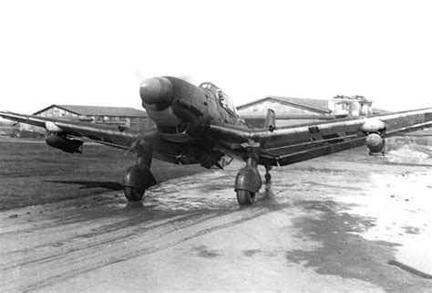 Junkers Ju 87 D Stuka on eastern front | World War Photos