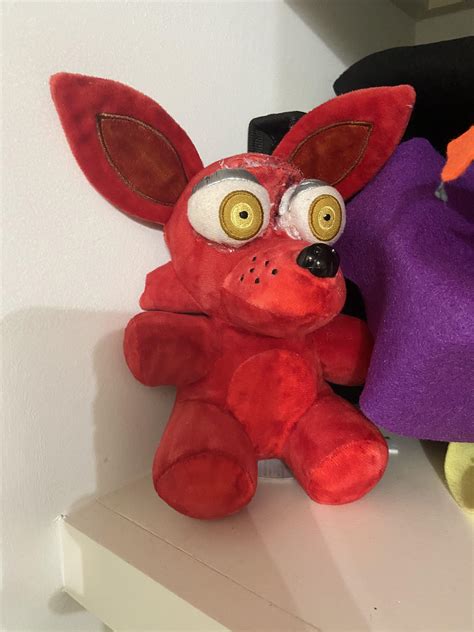 So uhh… I tried making a Nightmare Foxy plush : r/fivenightsatfreddys