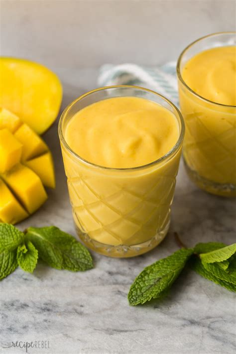 Mango Smoothie - easy and healthy! [VIDEO] - The Recipe Rebel