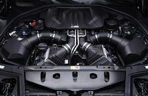 Engine Pictures BMW M5 F10 Concept! | BMW M5 Forum and M6 Forums