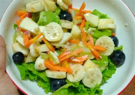 Resep Salad buah dan sayur ala Mrs Bam oleh Tiwi Hardian - Cookpad