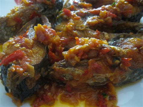 Dari Dapur Maklong: Sambal Ikan Patin Goreng