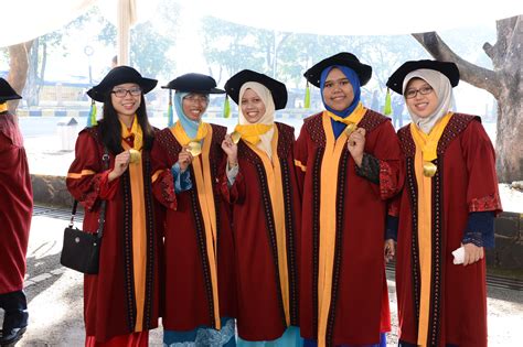 wisuda unpad gel IV 2015_2016 sesi 1 007 – Universitas Padjadjaran