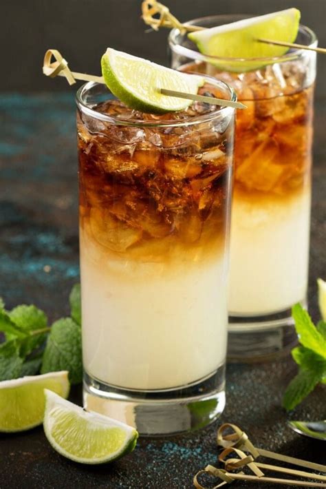 17 Best Ginger Ale Cocktails - Insanely Good