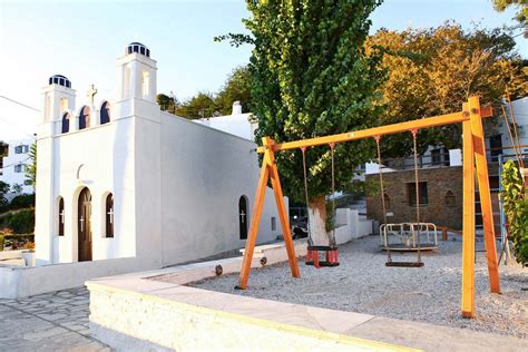 Churches in Tinos island - Tinos E-Houses, Dio Choria Tinos