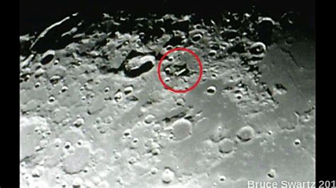 The Structures On The Moon's Surface Exposed | Moon surface, Surface ...