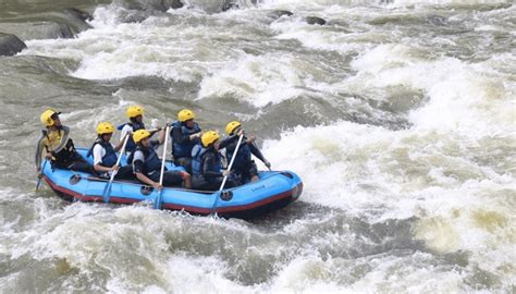 10 Jalur Arung Jeram Paling Menantang di Indonesia, Berani Coba? - Pigiblog