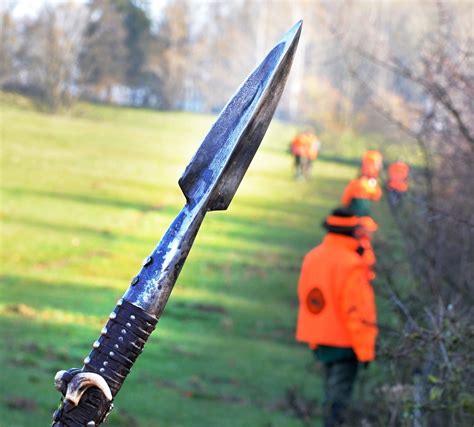 Best Hunting Spear 2020 | Top Spears for Hunters - Hogs, Boars and More