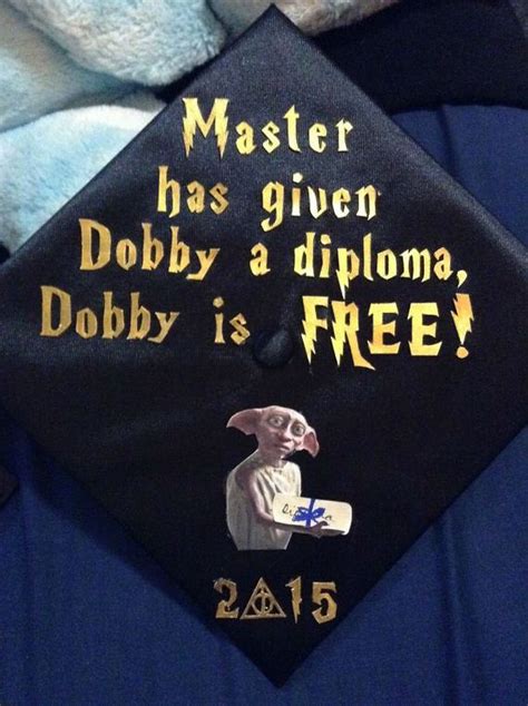 Awesome Students Who Totally Nailed It With Their Funny Graduation Caps ...