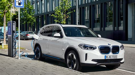 2021 BMW iX3 electric SUV arrives with 80-kwh battery