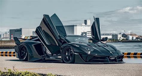 Liberty Walk’s Latest Lamborghini Aventador Is One Of Its Most ...