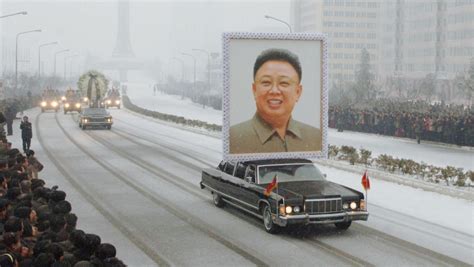 Kim Il Sung Funeral / North Korea Pyongyang In The Streets Weeps For ...