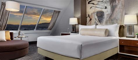 Pyramid Elite Suite at Luxor Hotel Las Vegas | Las Vegas Suites