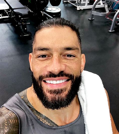 wreck everyone and leave | Roman reigns smile, Roman reigns shirtless ...