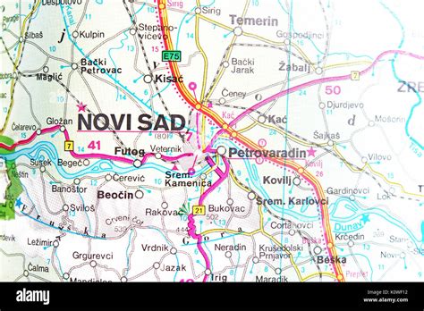 Carte plan de la ville de Novi Sad de route Photo Stock - Alamy