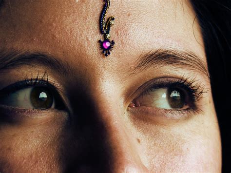 Significado de bindi, el tercer ojo de India