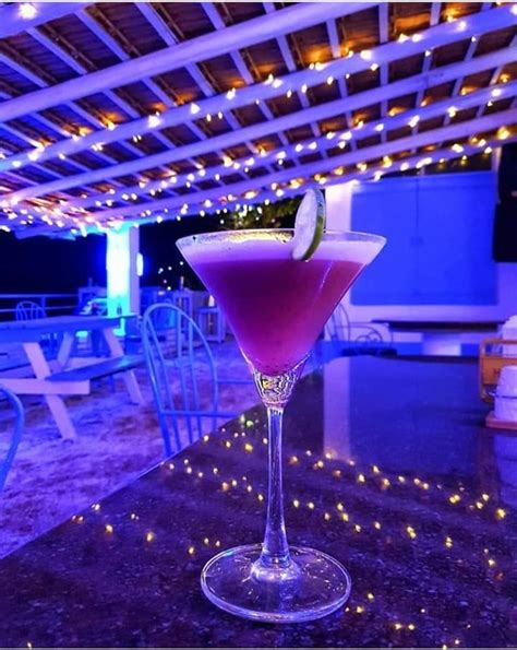 The Ultimate List Of The Best Bars In Goa For Amazing Drinks And Better ...