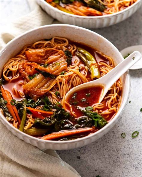 15 minute Spicy Korean Noodle Soup | Flipboard