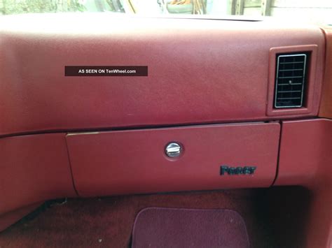 1975 Amc Pacer Attention Collectors White Exterior / Red Interior