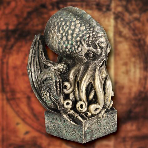 Cthulhu Statue - Costumes and Collectibles