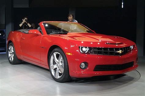 Looks Like a Car: Chevrolet shows off drop-top Camaro Convertible now ...