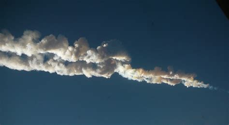 File:Chelyabinsk meteor trace 15-02-2013.jpg - Wikipedia