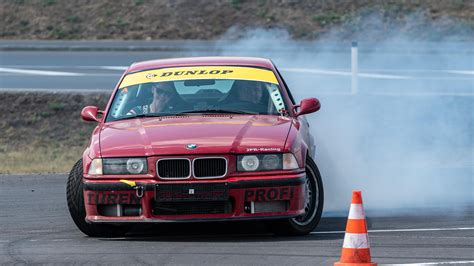 BMW M3 (E36) Drifting wallpaper - backiee