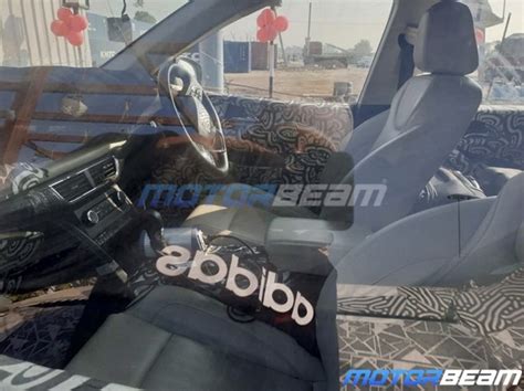 2021 Mahindra XUV500 spotted: Reveals new interior details