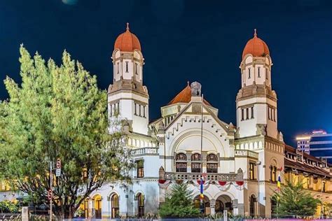 Misteri di Balik Keindahan Arsitektur Lawang Sewu Semarang | IDEApers