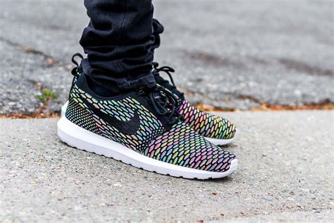 Nike Roshe NM Flyknit Multicolor Review