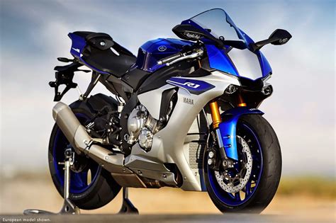 夜空の向こうからの帰還: YZF-R1モデルチェンジ:発表