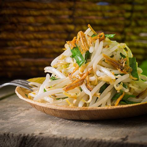 Stir-Fried Bean Sprout with Achovies and Chives - Low Sodium Recipes