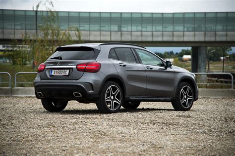 Der Mercedes-Benz GLA 200 d 4MATIC im Test! – autofilou