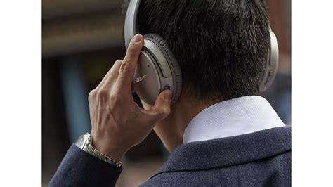 Bose QC 35 II vs. QC 25: What's the difference (and which should you ...