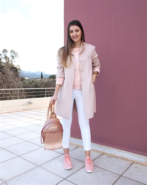 How to Style Pastel Colors Pastel Pink Outfit, Outfits Pastel, Color ...