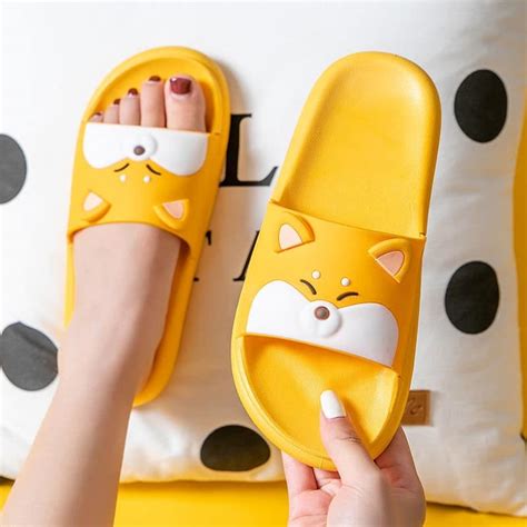 Super Comfy Corgi Slippers – TheFarmBunch