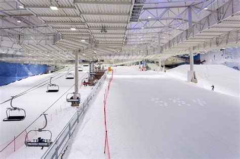 World's Largest Indoor Ski Arena in Oslo